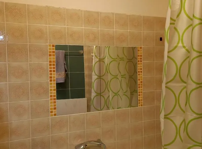 Panoramis In Apartment *